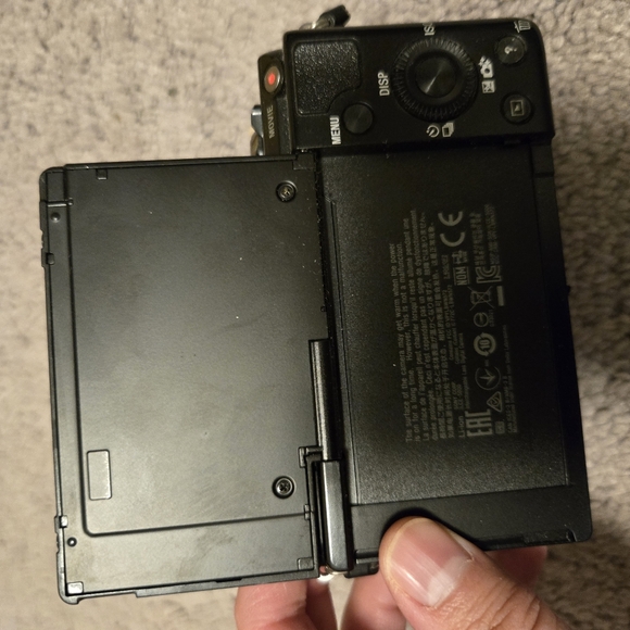 Sony A5000 E Mount Digital Camera Interchangeable Lens - Picture 3 of 6